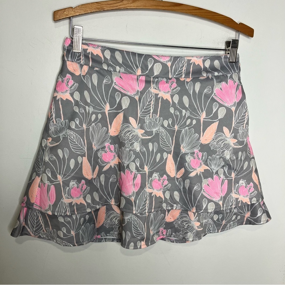 Lady Hagen activewear skort gray with floral pattern size 2